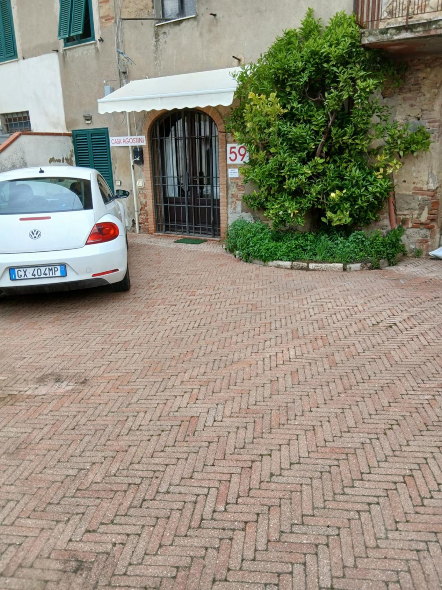 Casa Agostini Appartement Lari Buitenkant foto